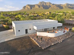 1651 S PROSPECTORS Road, Apache Junction, AZ 85119
