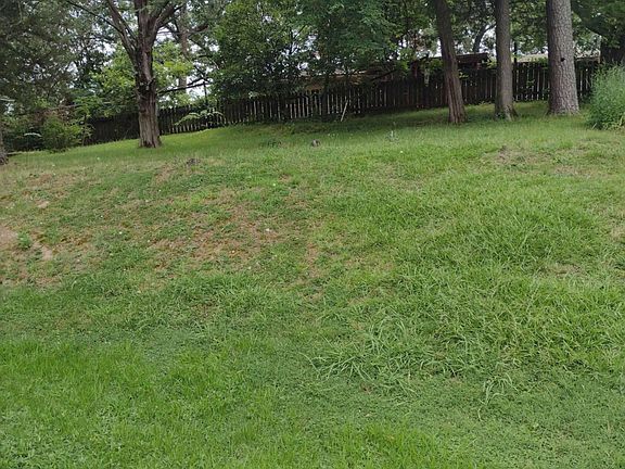 5th image of 10308 Whispering Pines Dr