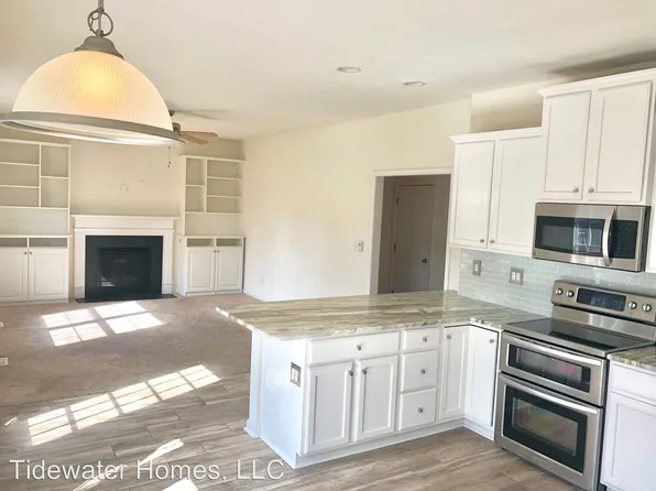 1517 Winter Rd, Virginia Beach, VA 23455