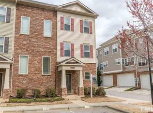 3820 Amelia Park Dr, Raleigh, NC 27606