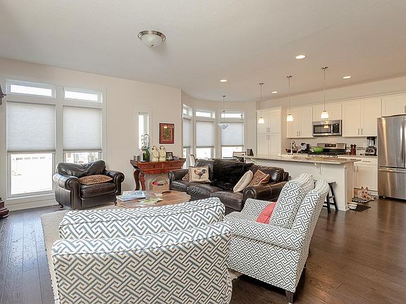 3rd image of 59 Ashbourne Dr