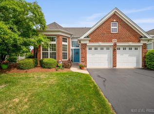 3880 Kingsmill Dr, Elgin, IL 60124