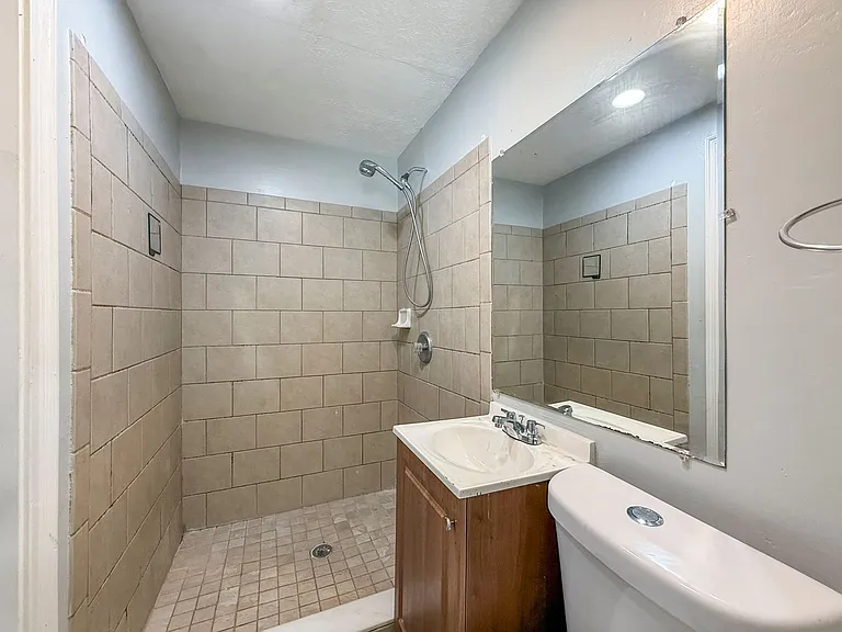 7740 Arble Dr — Photo 21