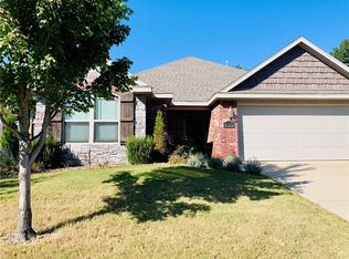 4311 W Murfield Dr, Springdale, AR 72758