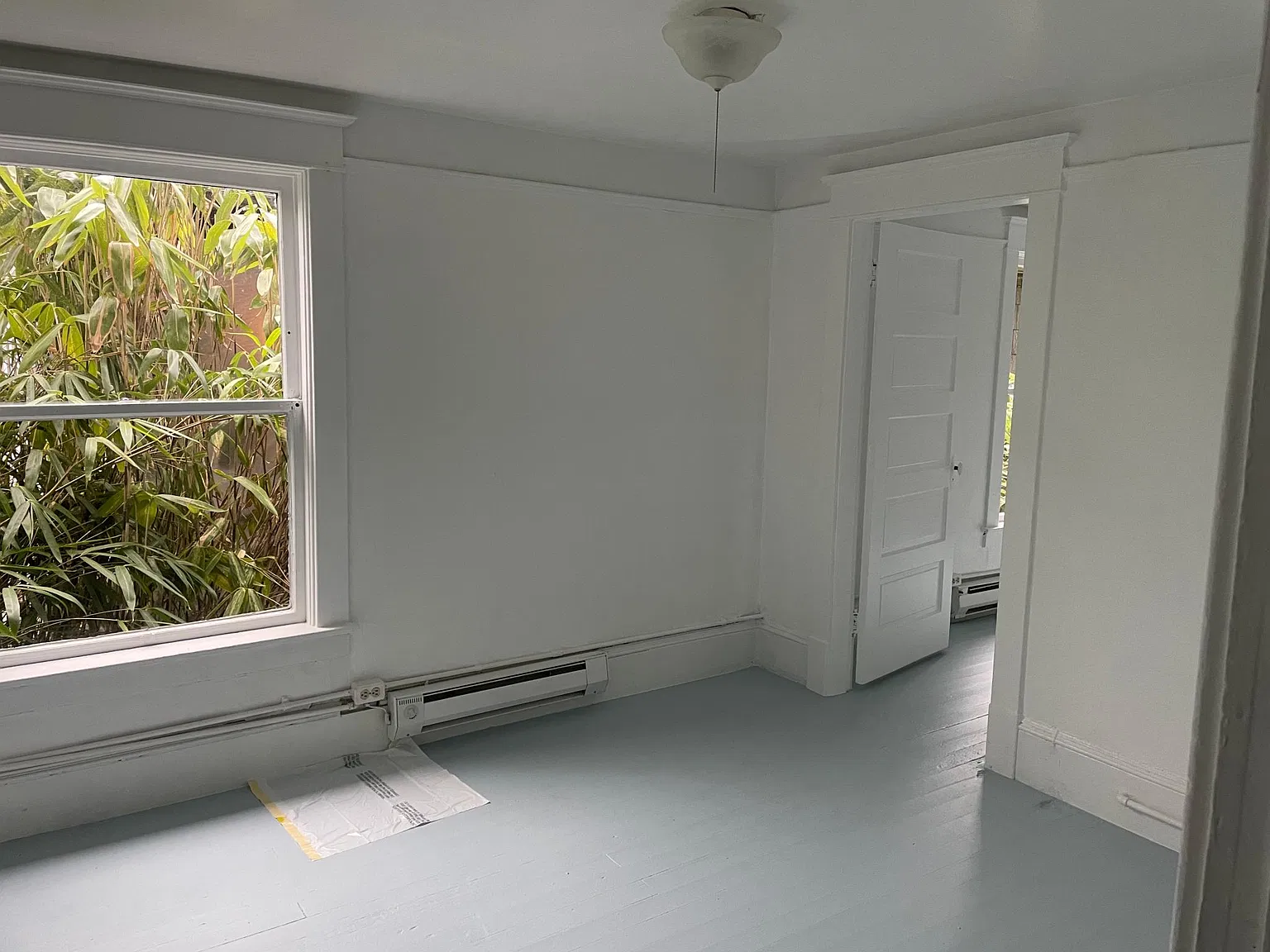 2 bed, 950 sqft, $2,300 — Photo 3
