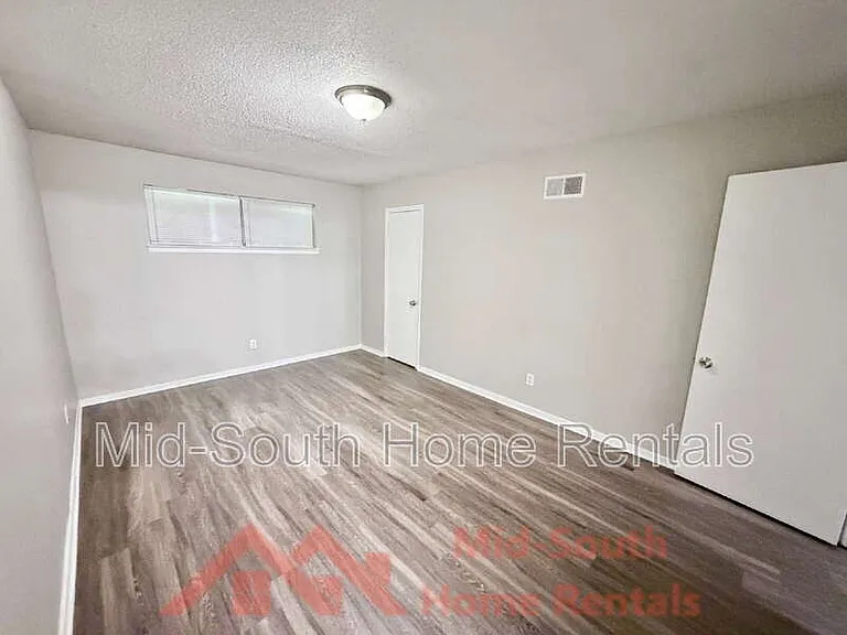 4077 Forest View Dr — Photo 8