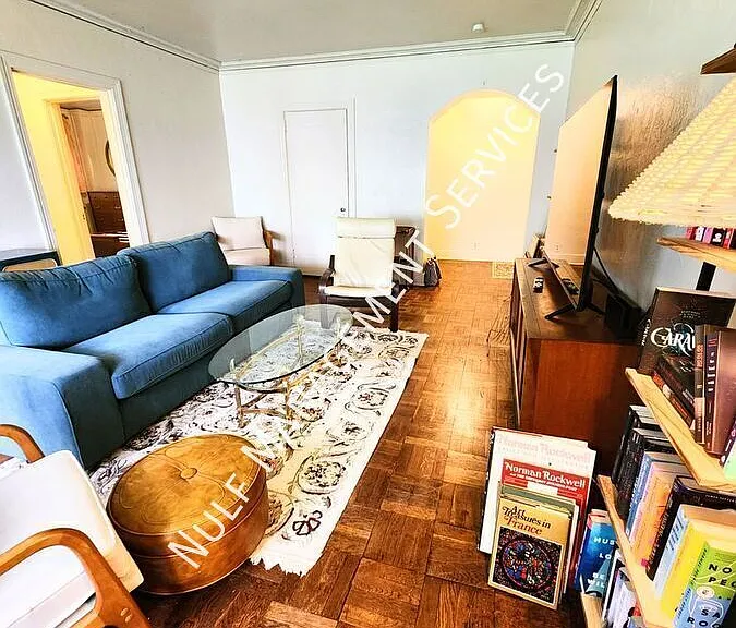5649 Phillips Ave #8 — Photo 3