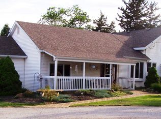 11030 Valentine Rd, Churubusco, IN 46723