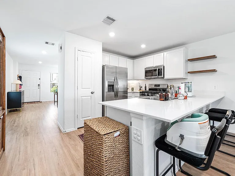 24114 Wandering Brook Dr — Photo 8