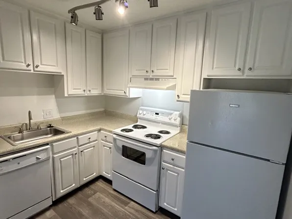 D210-1005 Hickory Hill Ln, Hermitage, TN