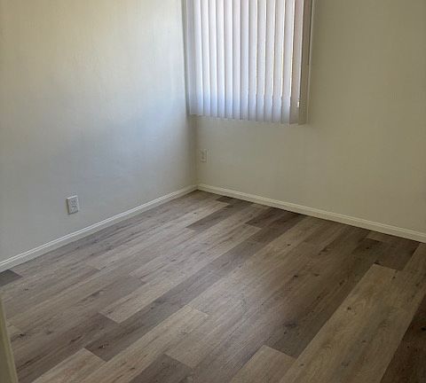 3rd image of 12812 Ramona Ave