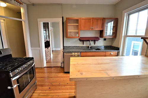 82 Montebello Rd #3 Photo 1