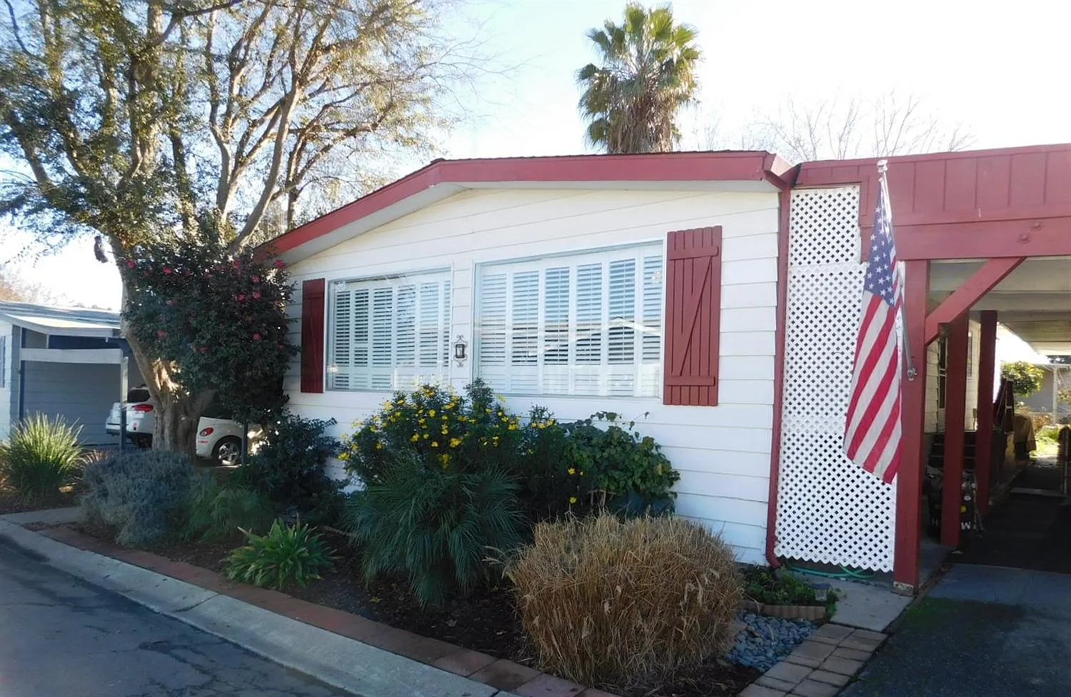 5 Silver Fox Ct photo 1