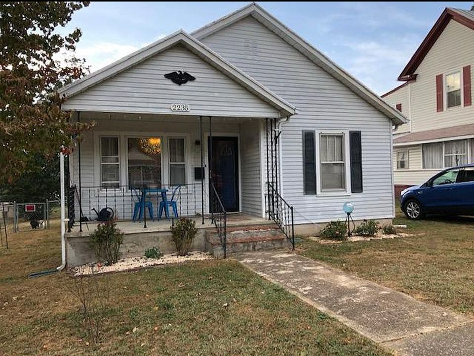 1st image of 2235 Cedar Ave