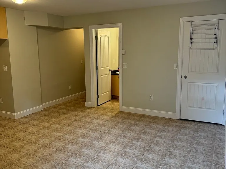 1425 Cornell Ave — Photo 6