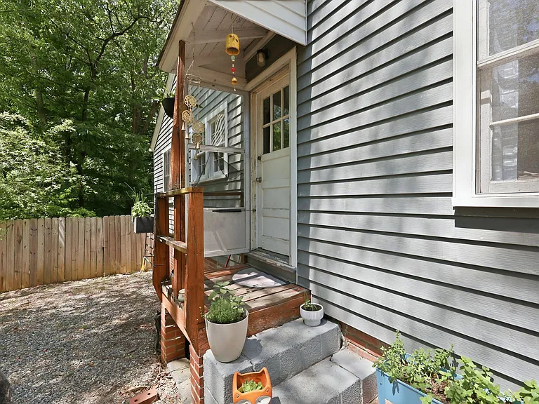 204 Purefoy Rd #A — Photo 18