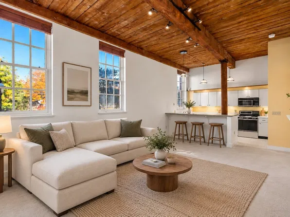 48 Kent St APT 6, Newburyport, MA 01950