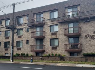 190 Morris Ave APT 2E, Springfield, NJ 07081