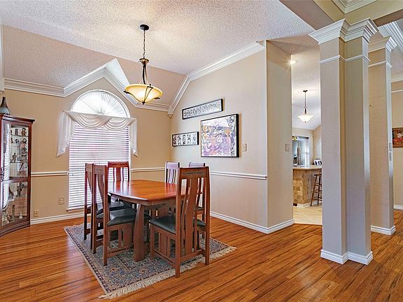 5th image of 6805 Briarwood Dr