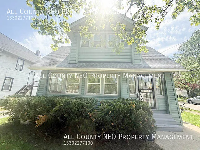 126 E Mapledale Ave #B — Photo 3