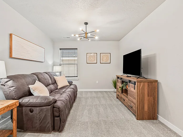 3882 E Berwick Dr — Photo 42