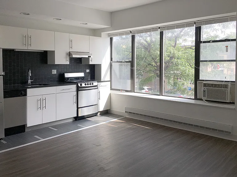 Dining/Living room