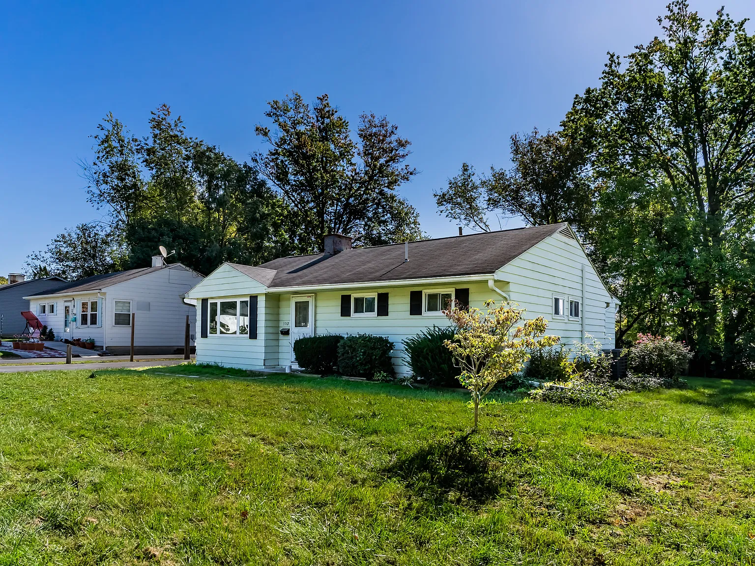 3 bed, 1450 sqft, $2,250 — Photo 3