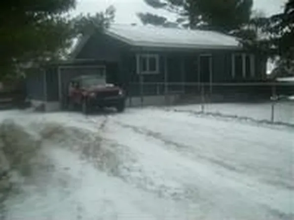4219 Riverside Rd, Benton Harbor, MI 49022