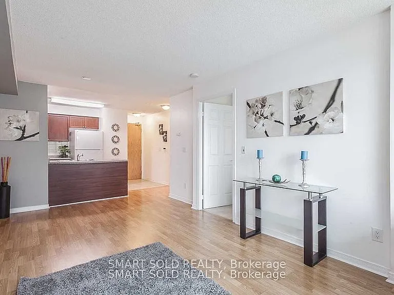 5508 Yonge St #706 — Photo 9