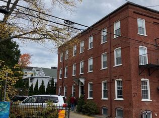 37 Pleasant St APT 2, Portland, ME 04101