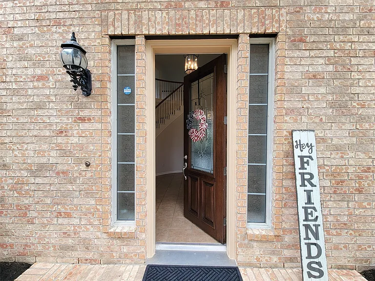 17715 Laguna Trail Dr — Photo 4