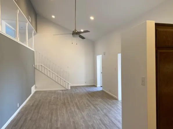 10137 Woodley Ave #123, North Hills, CA 91343