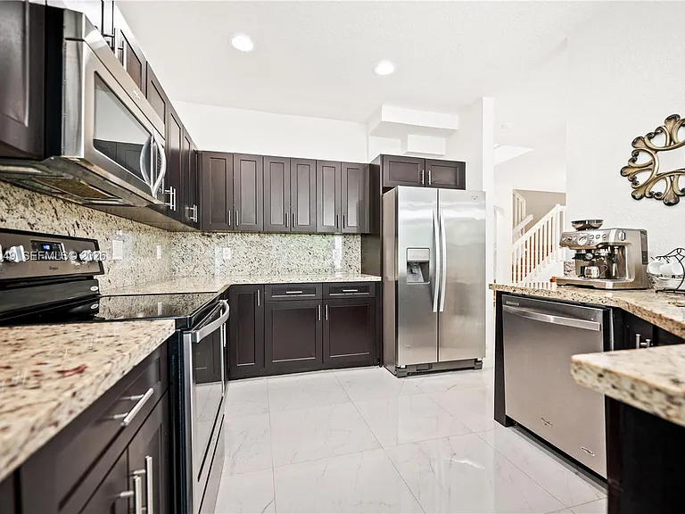 445 Conservation Dr — Photo 11