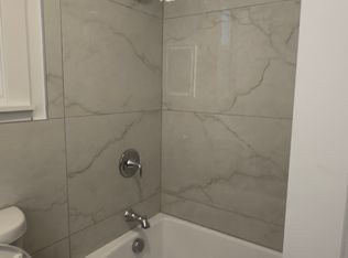 19 Komorn St APT 1, Newark, NJ 07105