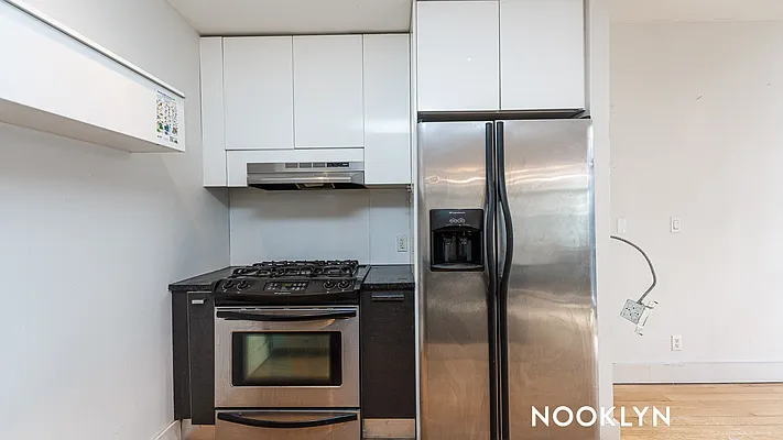 Rented by Nooklyn NYC LLC | media 66