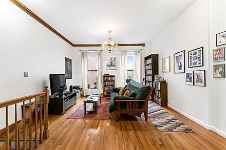 5th image of 21 W 123rd St #2