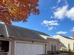 5515 Bayberry Ln, Whitehall, PA 18052