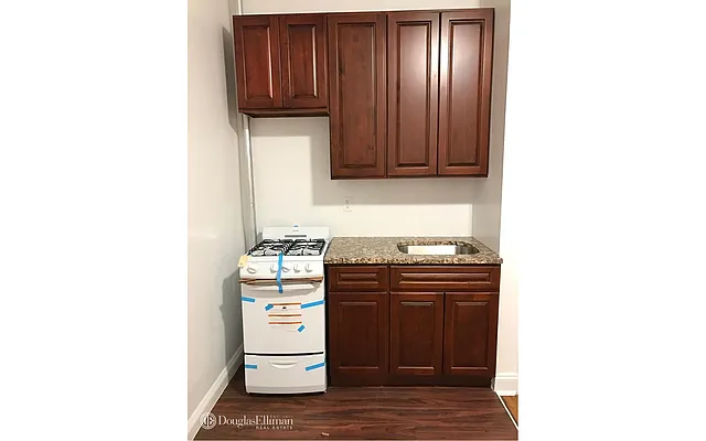 Rented by Douglas Elliman | media 3