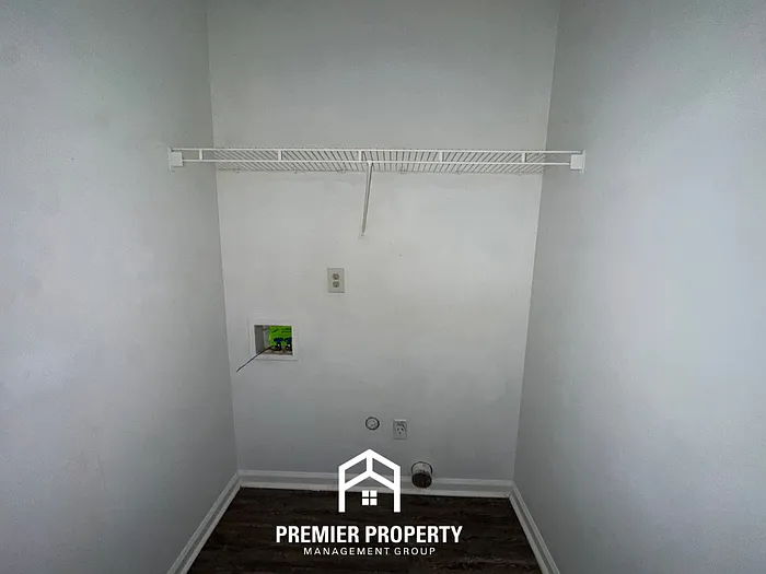 2210 Curbertson Cv — Photo 6