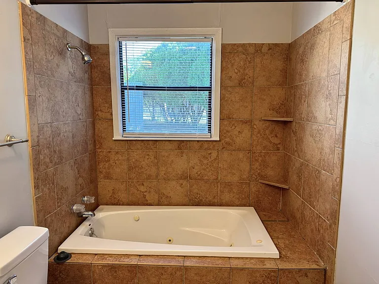 3208 Kenesaw Ave — Photo 17