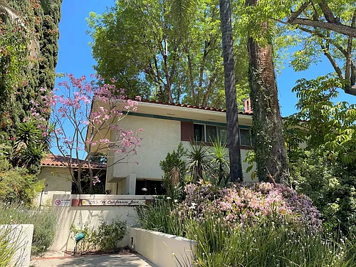 285 W California Blvd Photo 1