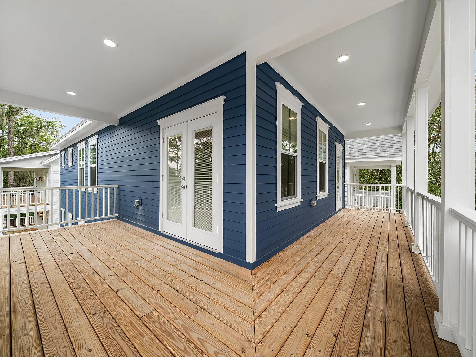 5 bed, $5,950 — Photo 4
