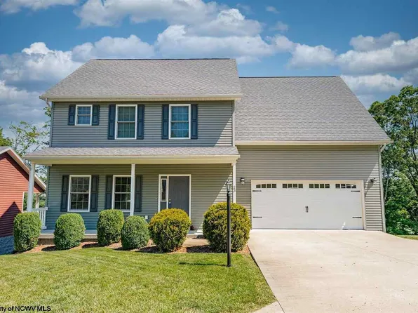 23 Eastern Trail Dr, Morgantown, WV 26508