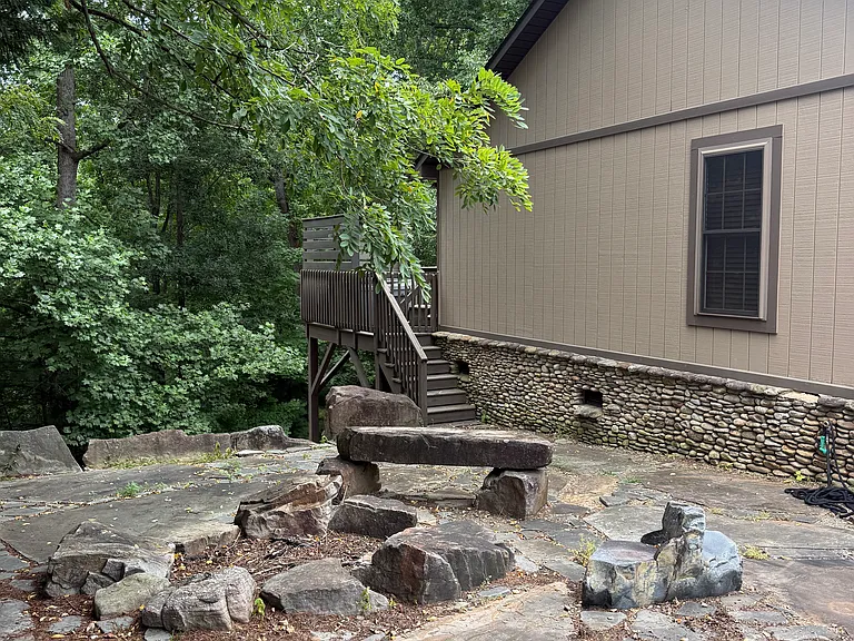 54 Coyote Rd — Photo 3