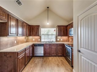 2924 Englefield Grn, Denton, TX 76207