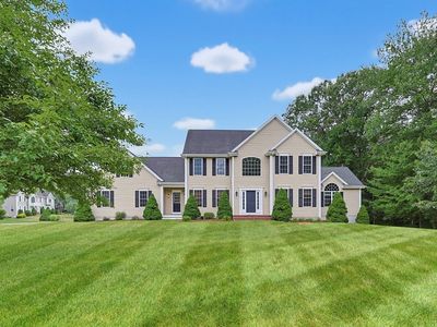 26 Charles W Barth Dr, North Attleboro, MA, 02760