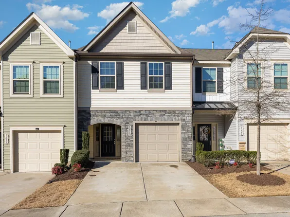1230 Garden Stone Dr, Raleigh, NC 27610
