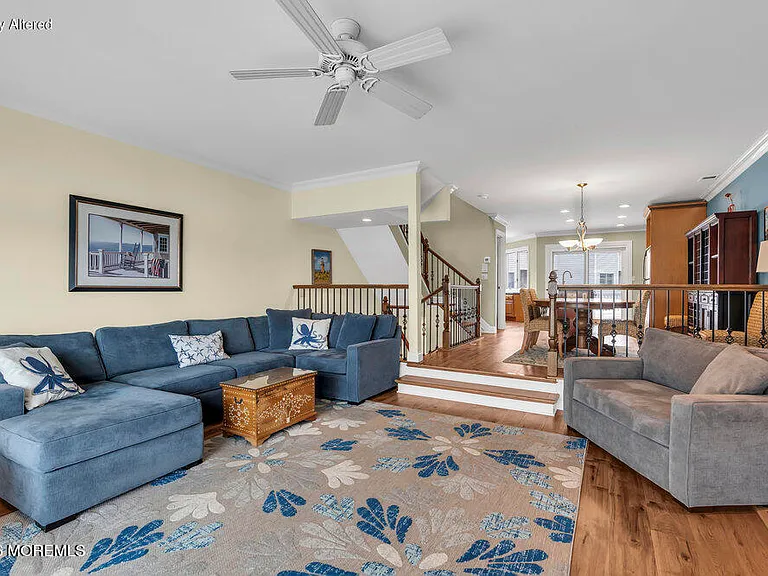 55 Sunset Ave — Photo 29