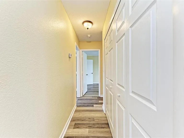 7120 Elyton Dr — Photo 10