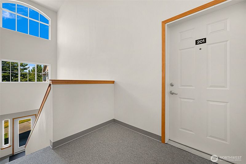 5th image of 4645 Celia Way #201